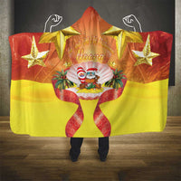 French Polynesia Christmas Hooded Blanket Seashell Santa Beach Vibes - Polynesian Pride