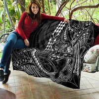 Hawaii Ikaika Warrior Helmet Quilt Black Tribal Tattoo