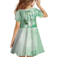 Aotearoa Maori Wahine Kid Short Sleeve Dress Fantail Bird Green Gold Marble