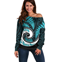 New Zealand Off Shoulder Sweater Maori With Silver Fern Light Blue LT6 Women Blue - Polynesian Pride