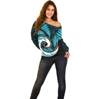 New Zealand Off Shoulder Sweater Maori With Silver Fern Light Blue LT6 - Polynesian Pride
