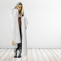 Hawaii Kaho'olawe Island Flowers Lei Hooded Blanket Silver Hinahina Kū Kahakai