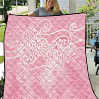 Aotearoa Maori Koru Curves Quilt Silver Ferns - Rose Pink