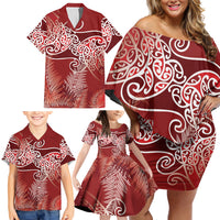 Aotearoa Maori Koru Curves Family Matching Off Shoulder Short Dress and Hawaiian Shirt Silver Ferns - Crimson Red