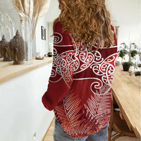 Aotearoa Maori Koru Curves Women Casual Shirt Silver Ferns - Crimson Red