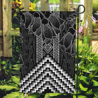 Aotearoa Taniko Pattern Garden Flag Poutama Mix Kowhai Flowers