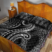 Polynesia Plumeria Lei Quilt Bed Set Black Curves Motif