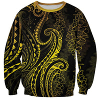 Polynesia Plumeria Lei Sweatshirt Black Gold Curves Motif LT7 Unisex Gold - Polynesian Pride