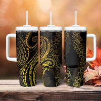 Polynesia Plumeria Lei Tumbler With Handle Black Gold Curves Motif