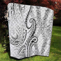 Polynesia Plumeria Lei Quilt White Curves Motif