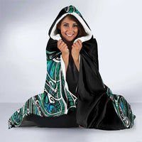 Maori Matariki - Manaia Hooded Blanket Emerald Paua Shell