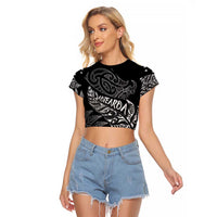 Aotearoa Personalized Lawn Bowls Maori Raglan Cropped T Shirt New Zealand Black Tribal Silver Fern - Polynesian Pride
