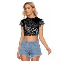 Aotearoa Personalized Lawn Bowls Maori Raglan Cropped T Shirt New Zealand Black Tribal Silver Fern - Polynesian Pride