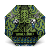 Aotearoa Iwi Whakatohea Umbrella Maori Wharenui House Tribal Pattern LT9 One Size Folded 11.42 inch Opened Diameter 37.4 inch Olive green - Polynesian Pride