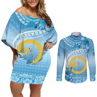 Sanma Vanuatu Couples Matching Off Shoulder Short Dress and Long Sleeve Button Shirt Hibiscus Sand Drawing with Pacific Pattern LT9 Blue Art - Polynesian Pride