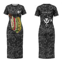 Hawaii Lei Kamehameha Family Matching Short Sleeve Bodycon Dress and Hawaiian Shirt Ele'ele Seamless Pattern Hibiscus Flower LT9 Mom's Dress Black - Polynesian Pride