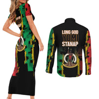 Vanuatu 46th Year Anniversary Couples Matching Short Sleeve Bodycon Dress and Long Sleeve Button Shirt Tamtam Slit Drums Long God Yumi Stanap