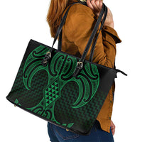 Kakariki Maori Ta Moko Poutama Art Leather Tote Bag