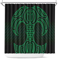 Kakariki Maori Ta Moko Poutama Art Shower Curtain
