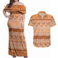 Hawaiian Hibiscus Honu Couples Matching Off Shoulder Maxi Dress and Hawaiian Shirt Gold Mele Kalikimaka Palaka Spirit - Polynesian Pride