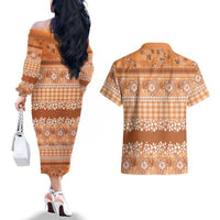 Hawaiian Hibiscus Honu Couples Matching Off The Shoulder Long Sleeve Dress and Hawaiian Shirt Gold Mele Kalikimaka Palaka Spirit - Polynesian Pride