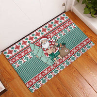 Hawaiian Funny Santa Surf Rubber Doormat Mele Kalikimaka Palaka Quilt Pattern - Polynesian Pride