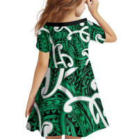 Aotearoa Maori Kowhaiwhai Kid Short Sleeve Dress Kakariki Puhoro and Patiki