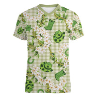 Mokihana Maile Ilima Leis Paniolo Palaka Women V-Neck T-Shirt Hawaiian Omaomo Ala Spirit - Polynesian Pride