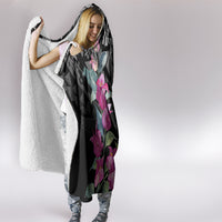 Guahan Puti Tai Nobiu Hooded Blanket Guam Bougainvillea Flower Art LT9 - Polynesian Pride