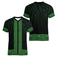 New Zealand Maori Kowhaiwhai Women V-Neck T-Shirt Kakariki Maui and Mangopare