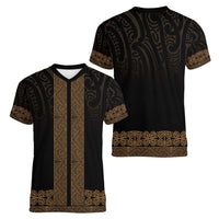 New Zealand Maori Kowhaiwhai Women V-Neck T-Shirt Parauri Maui and Mangopare