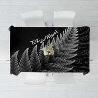 New Zealand Te Reo Mori Tablecloth Simple Black Fern LT9 Black - Polynesian Pride