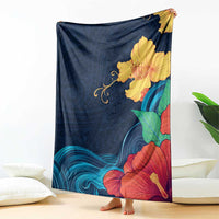 Polynesian Hibiscus Flower Waves Pattern Blanket