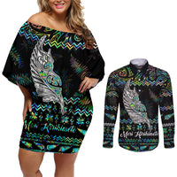 Personalised New Zealand Christmas Couples Matching Off Shoulder Short Dress and Long Sleeve Button Shirt Maori Fern Manaia Meri Kirihimete with Papaua Shell LT9 Black - Polynesian Pride