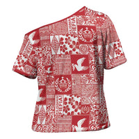 Red Tonga Kilisimasi Fiefia Cross Shoulder Shirt Pacific Patchwork Xmas Vibes LT9 - Polynesian Pride