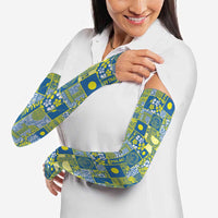 Palau Ungil Kurismas Arm Sleeves Pacific Patchwork Xmas Vibes LT9 - Polynesian Pride