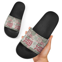 Mele Kalikimaka Hawaii Christmas Slide Sandals Aloha Spirit with Hawaiian Quilt Pattern - Polynesian Pride