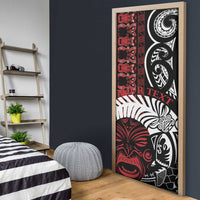 Honour The Treaty New Zealand Personalised Door Cover Toitu Te Tiriti Indigenous Maori Face - Polynesian Pride