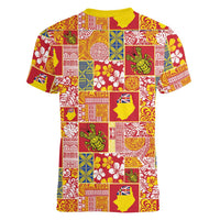 Niue Monuina e Kilisimasi Women V-Neck T-Shirt Pacific Patchwork Xmas Vibes - Polynesian Pride