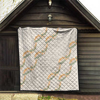 Aloha Pakalana and Puakenikeni Lei Quilt Beige Hawaiian Pattern