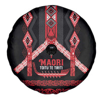 Toitu Te Tiriti Waitangi Spare Tire Cover Black Wharenui House LT9 - Polynesian Pride