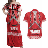 Toitu Te Tiriti Waitangi Couples Matching Off Shoulder Maxi Dress and Hawaiian Shirt Red Wharenui House - Polynesian Pride