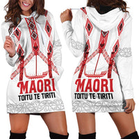 Toitu Te Tiriti Waitangi Hoodie Dress White Wharenui House LT9 - Polynesian Pride