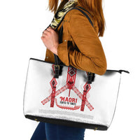 Toitu Te Tiriti Waitangi Leather Tote Bag White Wharenui House LT9 white - Polynesian Pride