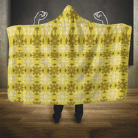 Yellow Hawaiian Quilt Hooded Blanket Hawaii Pineapple Monstera Palaka Motifs - Polynesian Pride