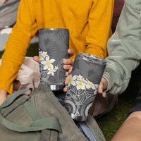 Gray Polynesian Tribal Frangipani Tropical Vibe Tumbler Cup