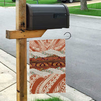 Aloha Hawaii Mikioi Lei Garden Flag Beige Tropical Flower Pattern - Polynesian Pride