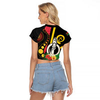 Tamtam Drum Vanuatu Raglan Cropped T Shirt Boar Tusk Aboriginal Flag Style