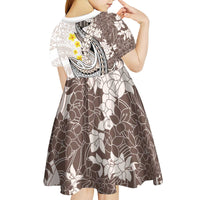 Brown and White Hawaii Shark Tattoo Kid Short Sleeve Dress Puakenikeni Lei Plumeria Polynesian Pattern - Polynesian Pride