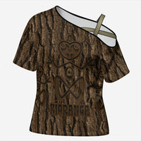 Kioranga Moriori New Zealand Cross Shoulder Shirt Kopi Rakau Carving Art LT14 Female Brown - Polynesian Pride